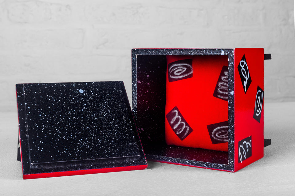 Red 1980s Lacquered Box by Hollis Fingold, Signed USA