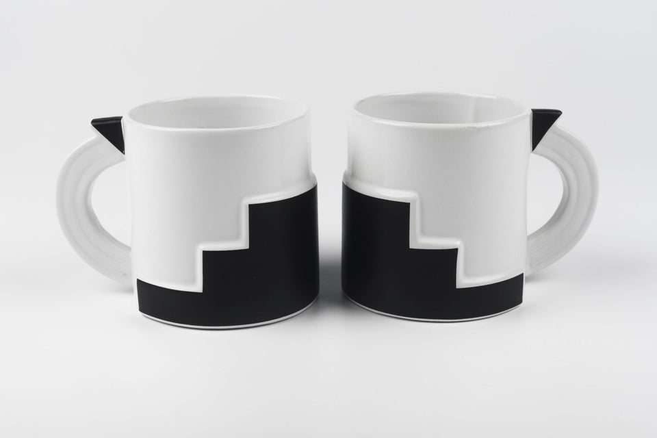 Black and white art deco inspired mug from 1980s Japan, designed by Kato Kogei for Fujimori.