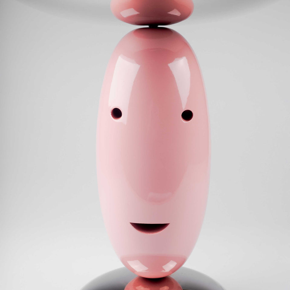 A smiling pink centerpiece by Alessandro Mendini at PHX Gallery in Chicago.